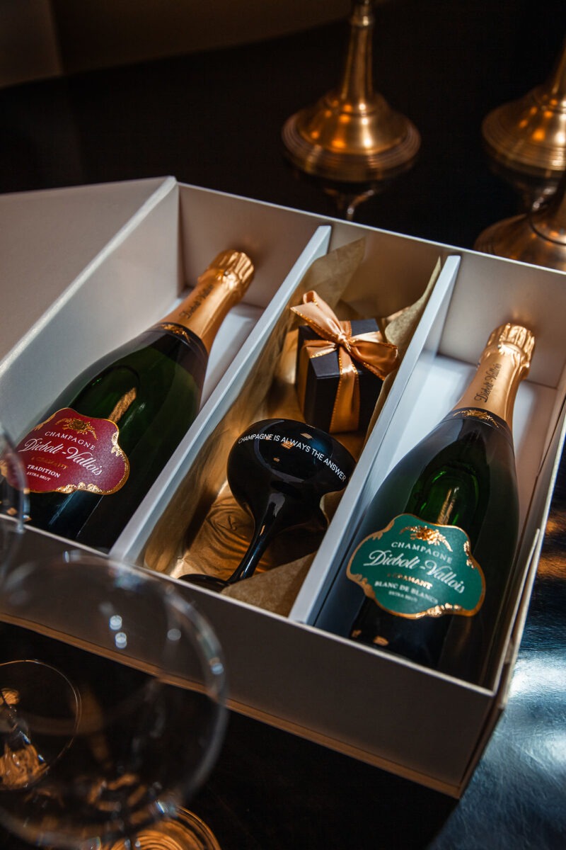 Kinkekarp Champagne Diebolt-Vallois populaarsete toodetega